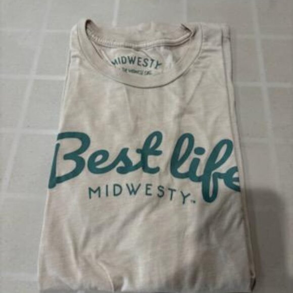 4 Midwest Girl tshirts size Medium - Picture 2 of 2
